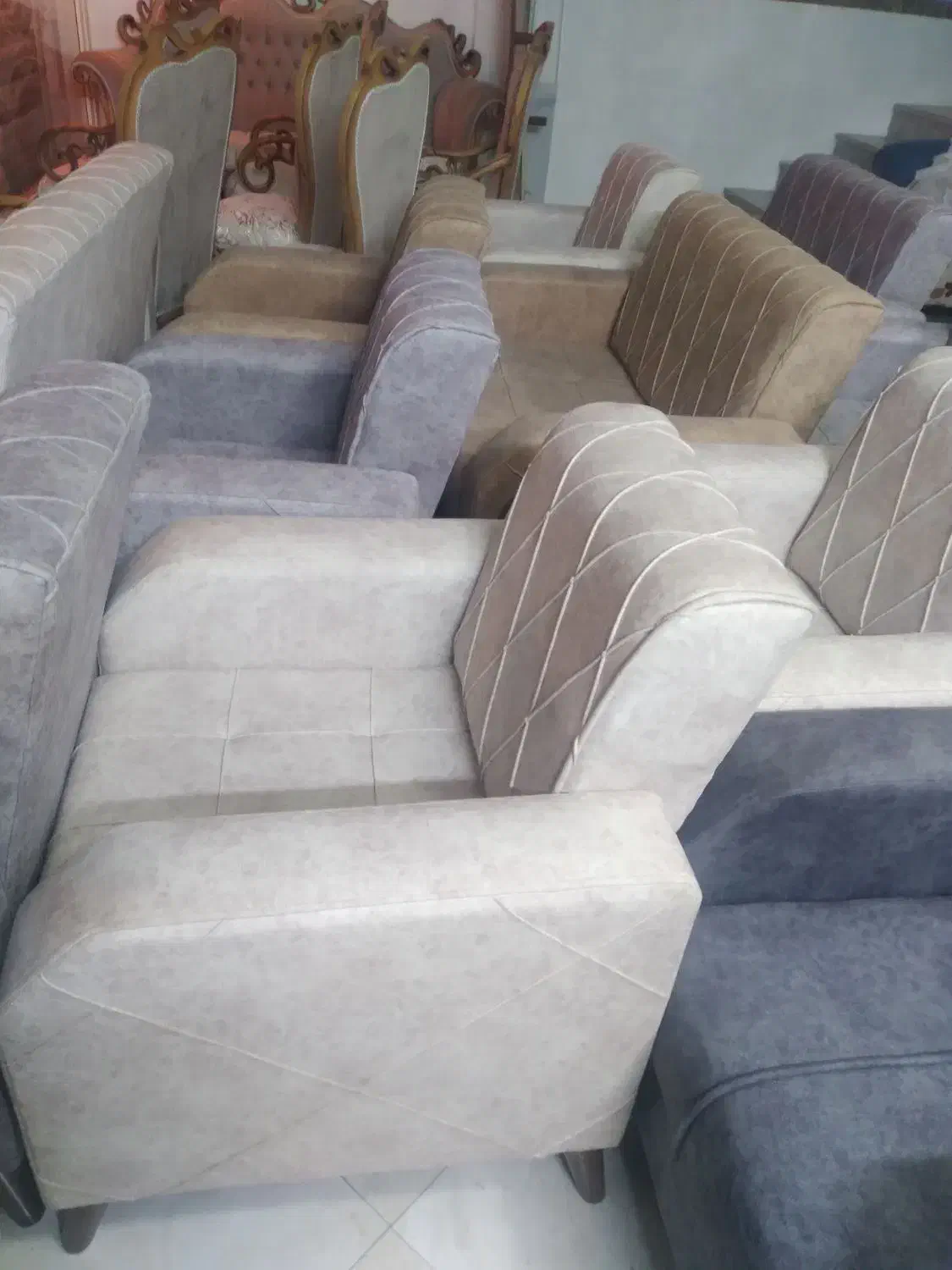 مبل هفت نفره هیجده میلیونوپونصدهزارتومان|مبلمان خانگی و میز عسلی|سراب, |دیوار