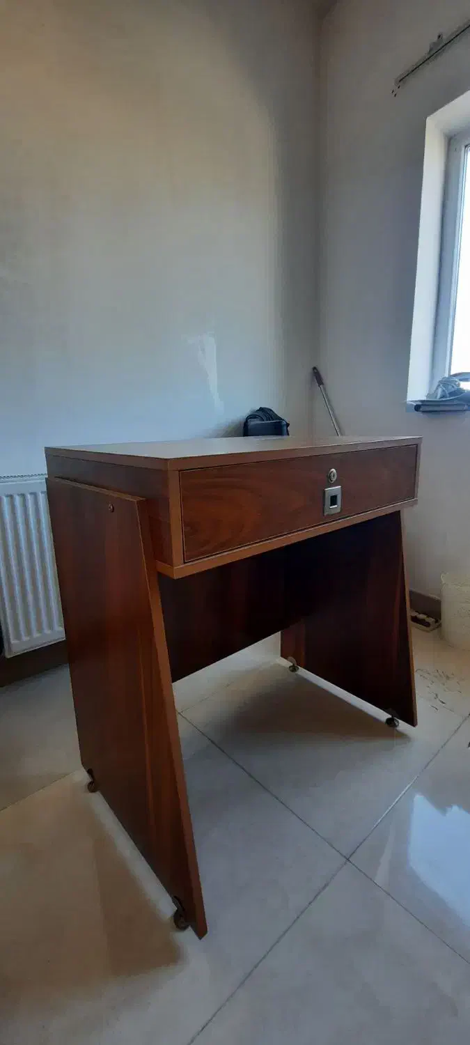 میز تحریر|میز تحریر و کامپیوتر|آمل, |دیوار