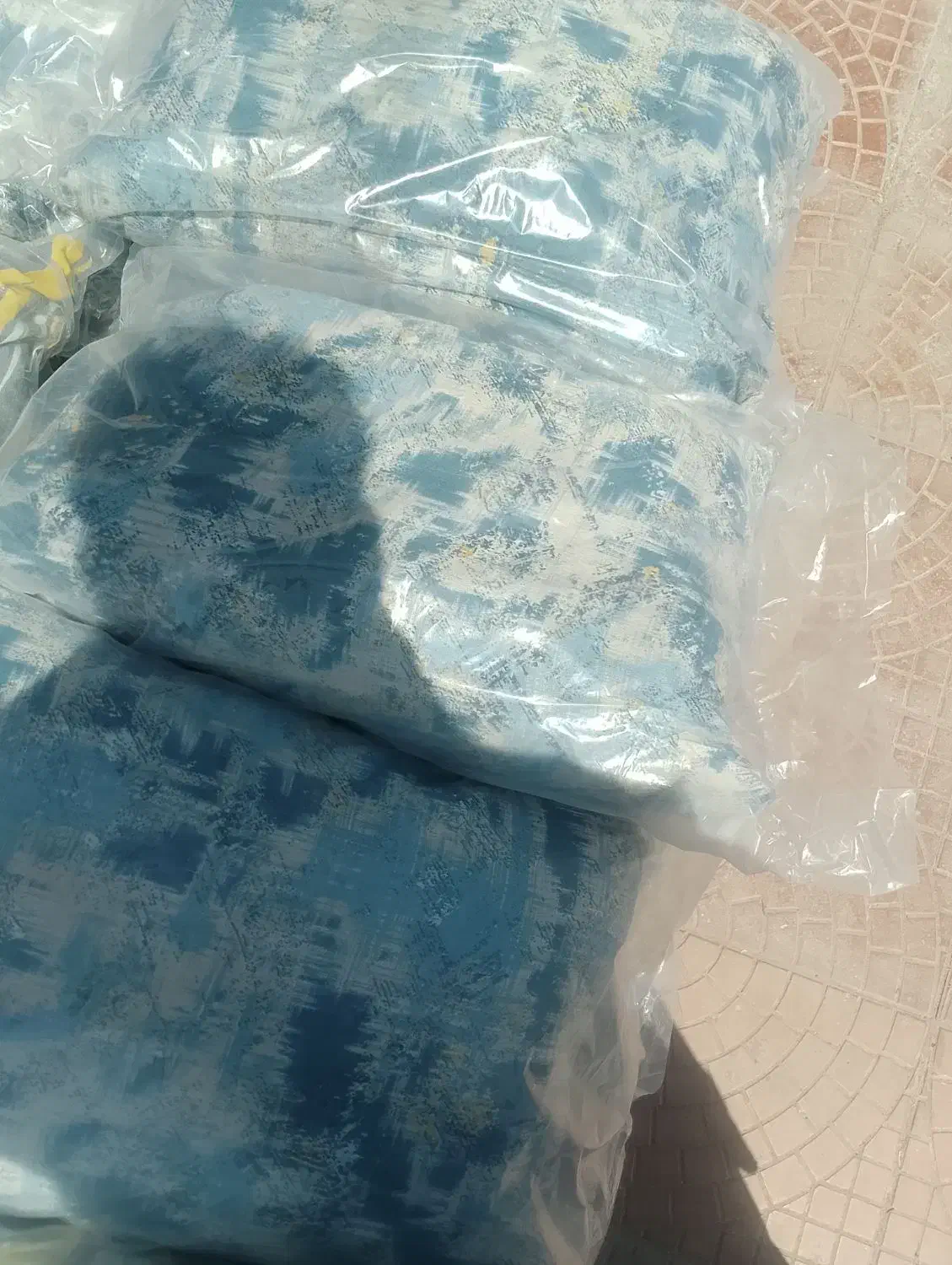 بالشت|رختخواب، بالش، پتو|ایرانشهر, |دیوار