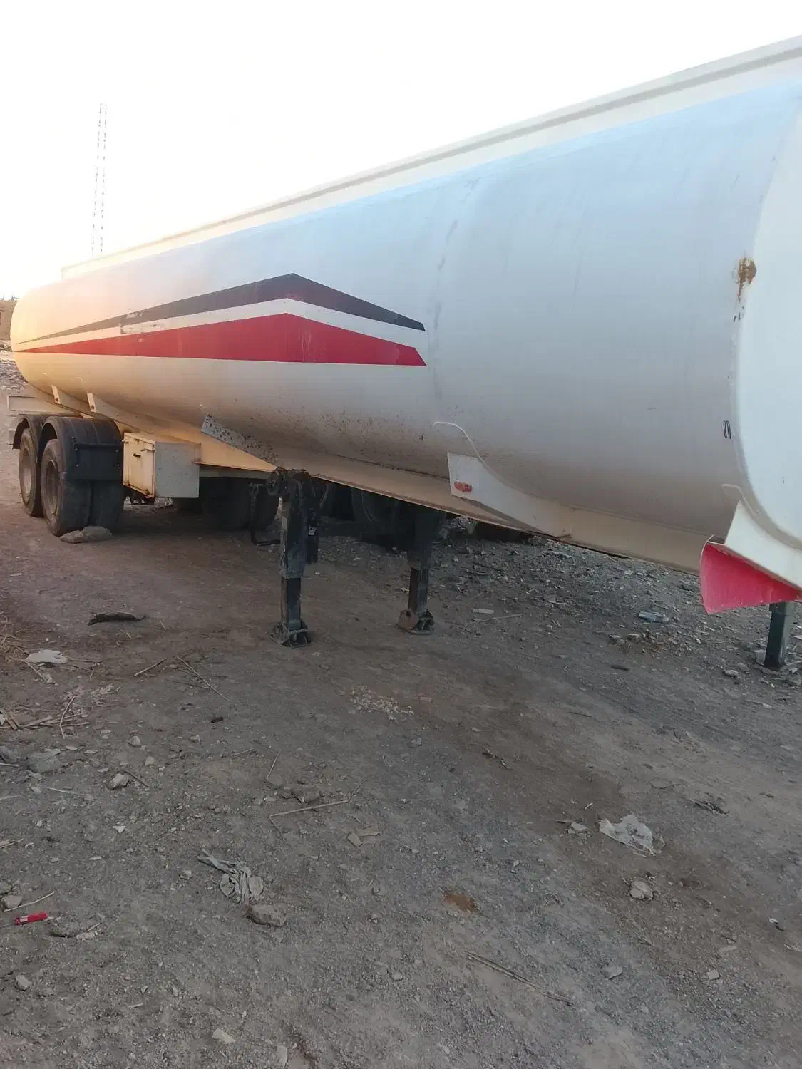 تانکر دو محور بالنی|خودرو سنگین|نیمروز, |دیوار