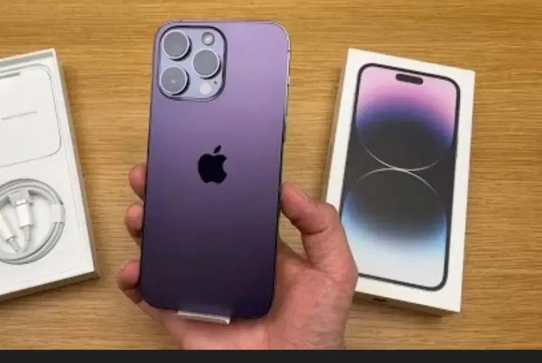 ایفون۱۴پرو مکس بنفش در حدنو۲۵۶گیگ|موبایل|شیراز, شهرک بزین|دیوار