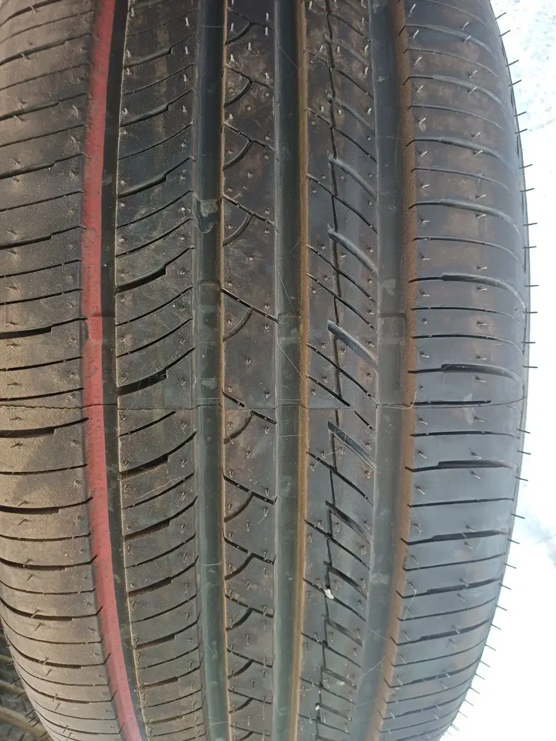 لاستیک بارز۲۲۵۴۵۱۸|قطعات یدکی و لوازم جانبی|خمینی‌شهر, |دیوار