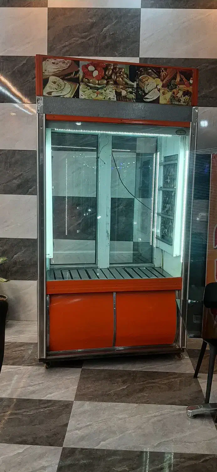 یخچال ویترینی چهار درب|فروشگاه و مغازه|کهریزک, |دیوار