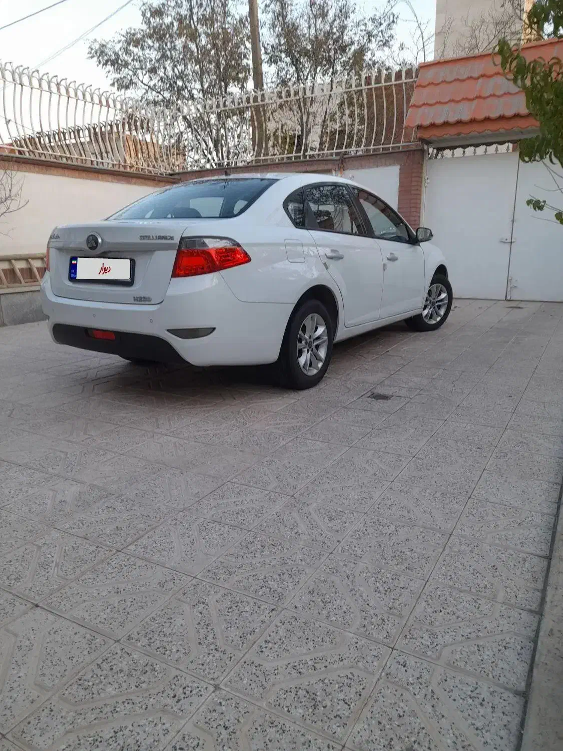 برلیانس 330 مدل ۹۶  اتومات|خودرو سواری و وانت|مشهد, آزادشهر|دیوار