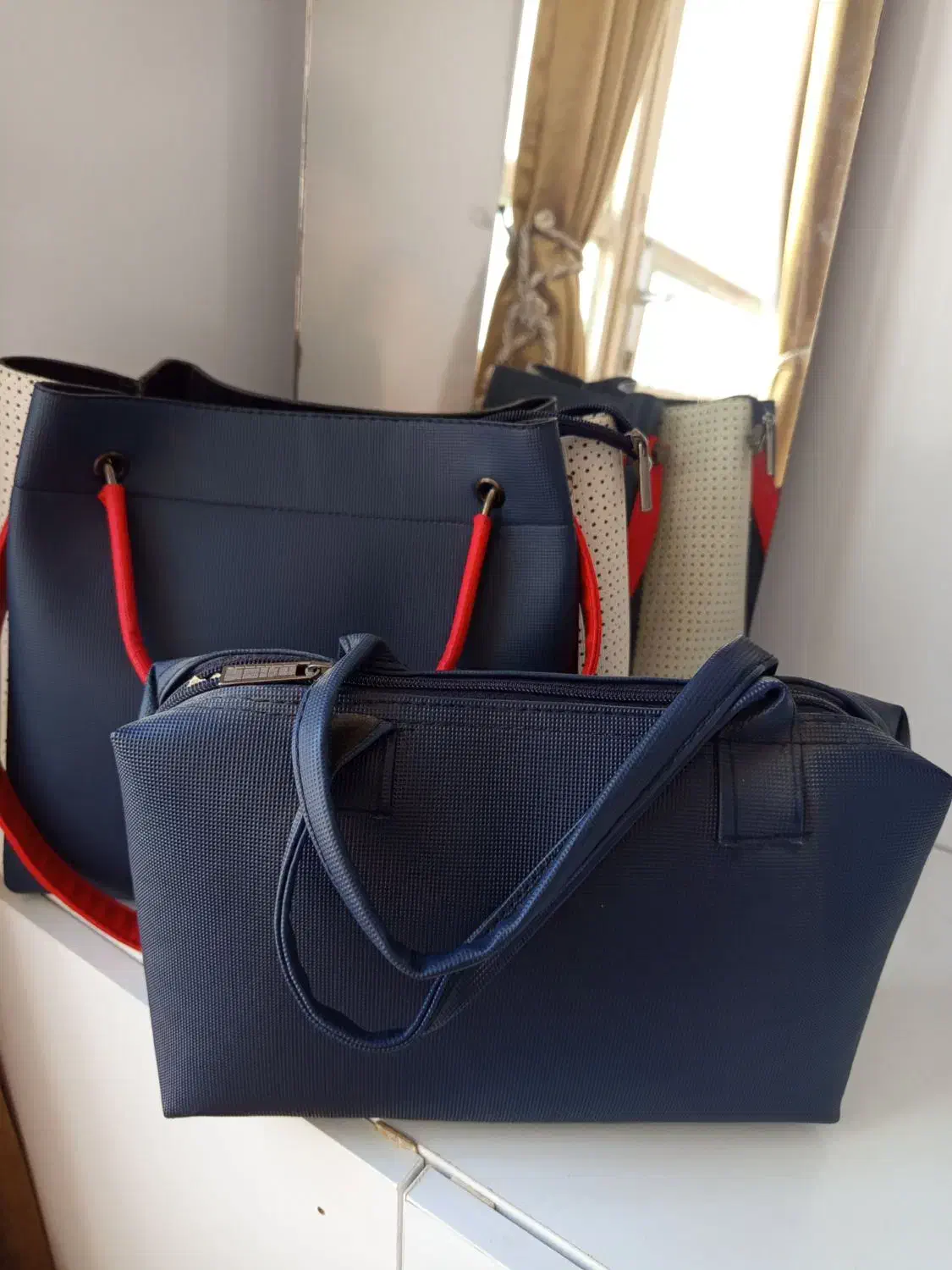 کیف سورمه ای سفید سایز بزرگ|کیف، کفش، کمربند|تربت‌حیدریه, ترمینال|دیوار