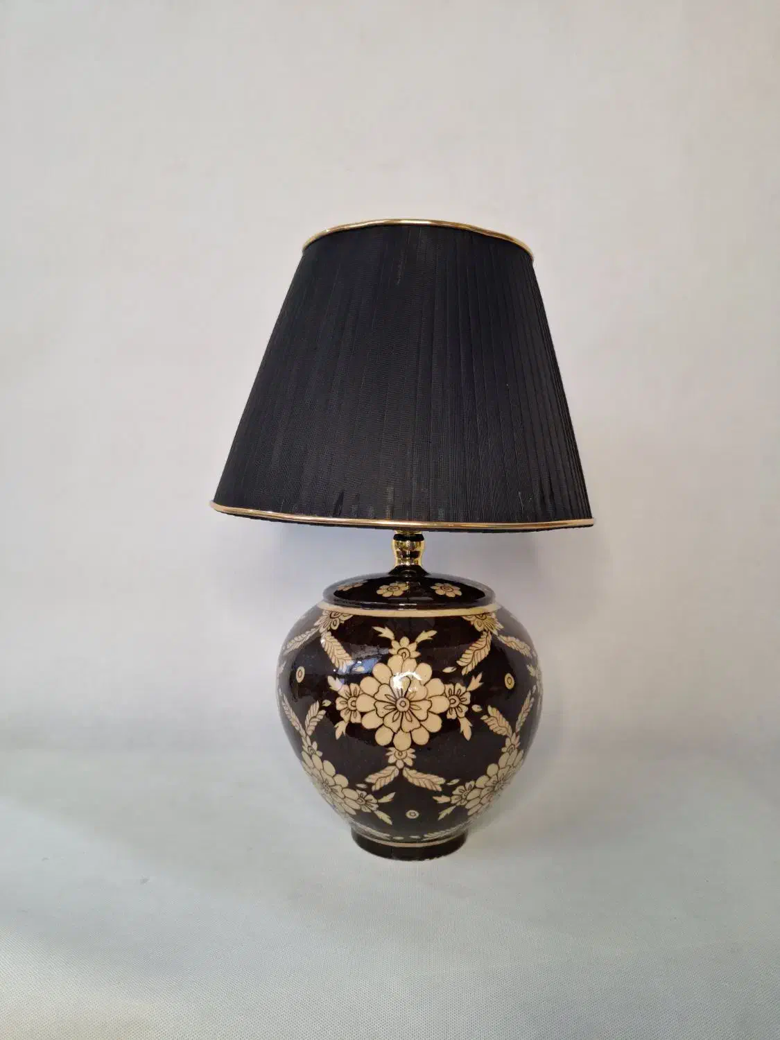 آباژور سفالی نقاشی زیر لعابی|چراغ خواب و آباژور|اصفهان, درب کوشک|دیوار