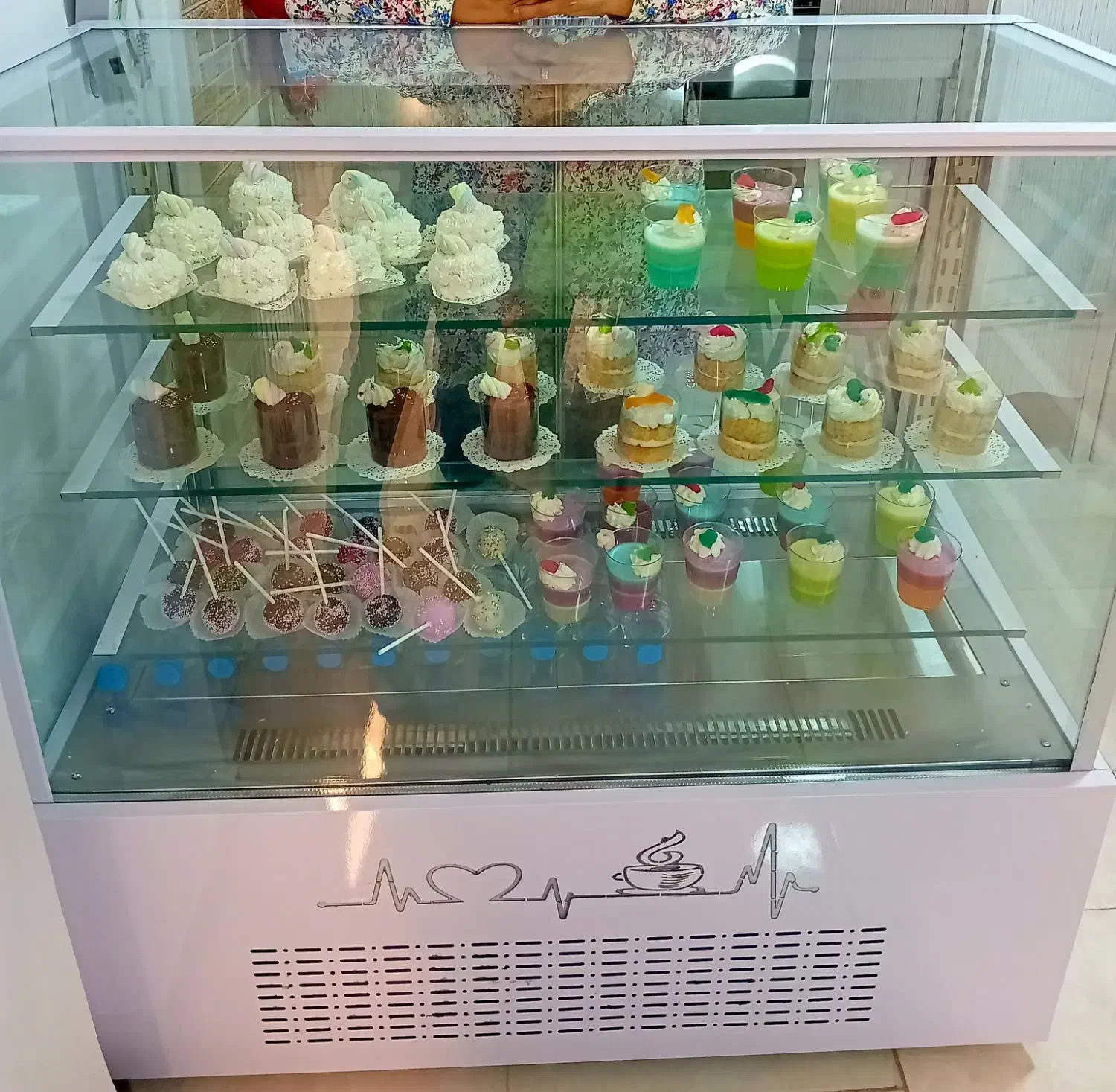 یخچال شوکیک|کافی‌شاپ و رستوران|رشت, تازه آباد|دیوار