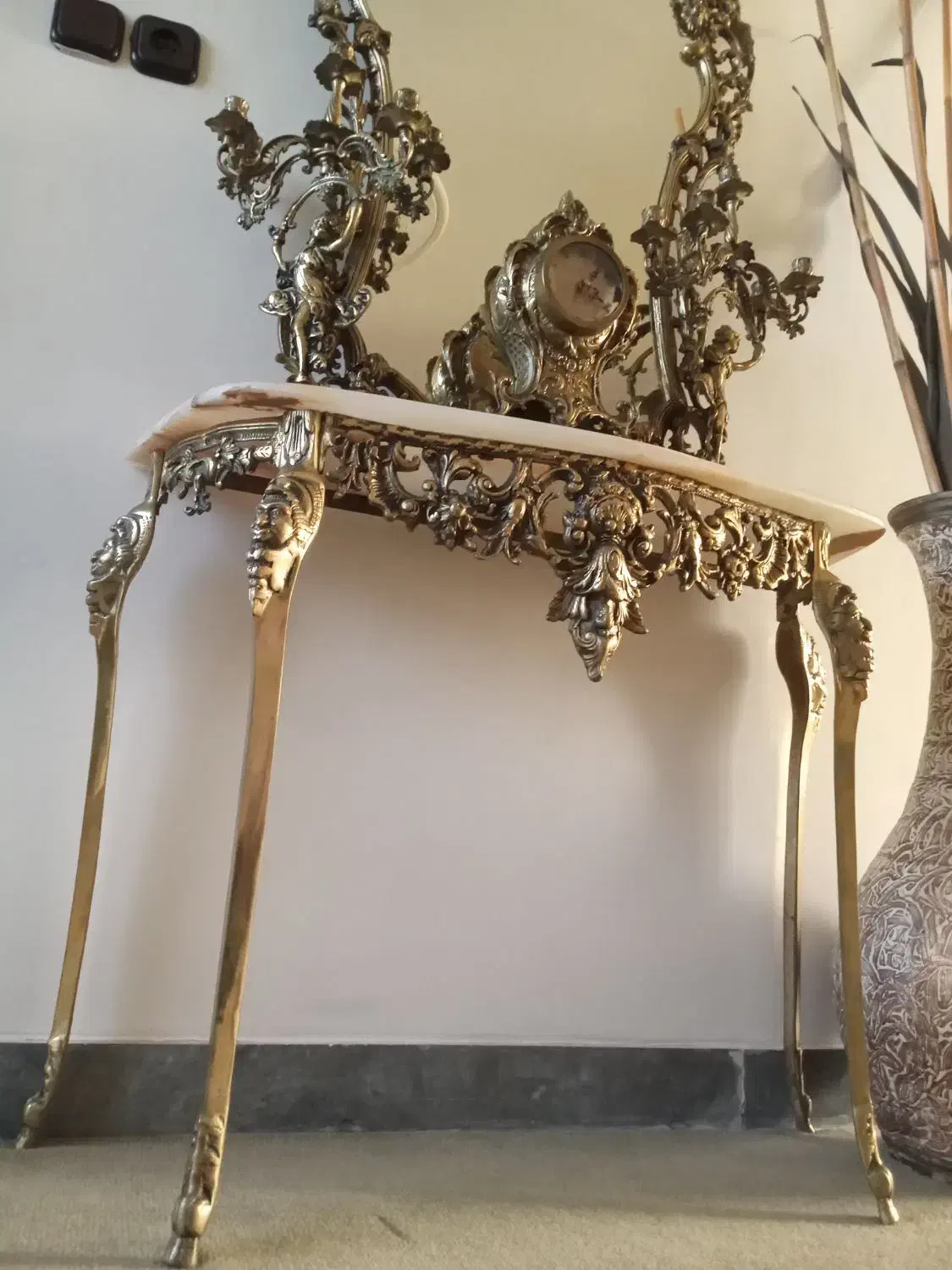 آینه کنسول جاشمعی ساعت برنجی قدیمی|مبلمان خانگی و میز عسلی|لاهیجان, شیشه گران|دیوار