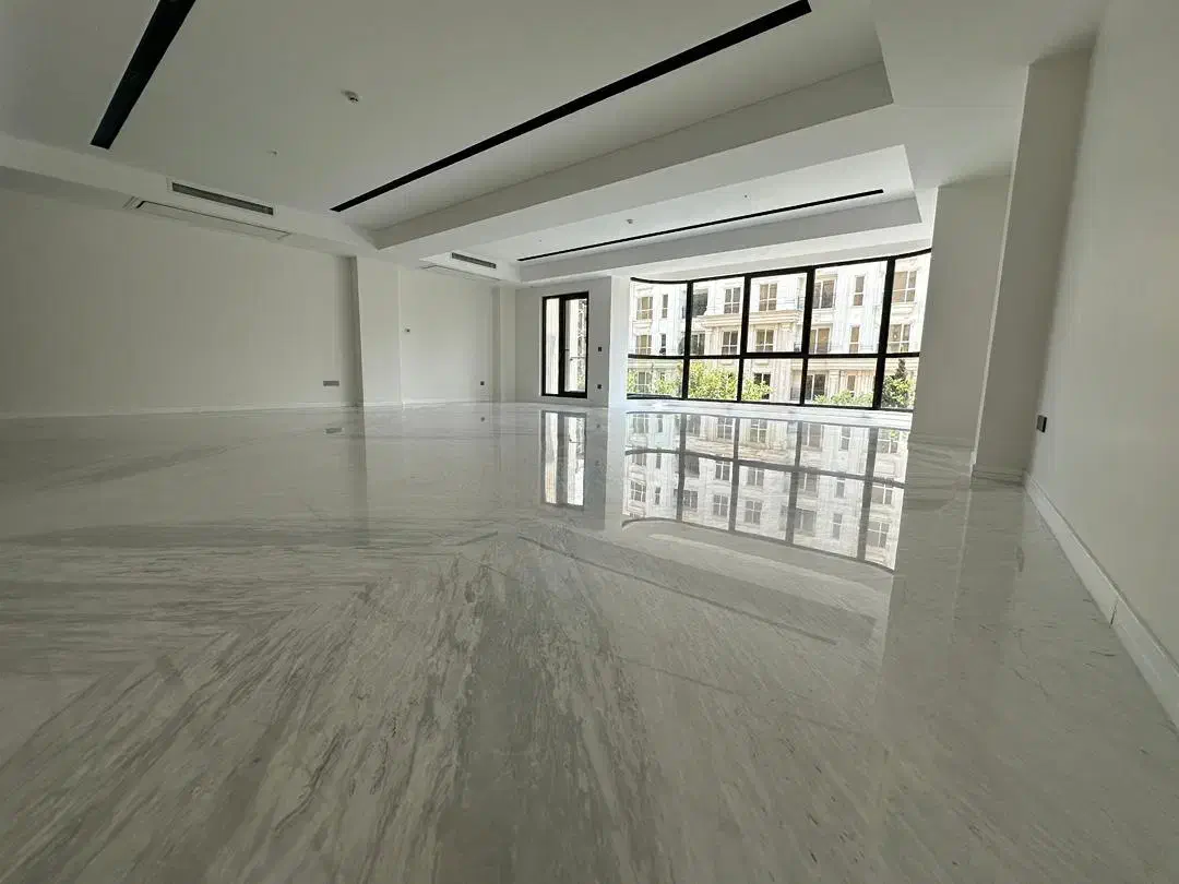 پاسداران ۱۸۰متر ۳خوابه/// ۲پارکینگ سندی