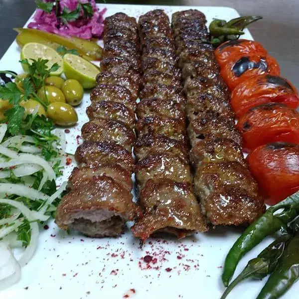 رستوران|استخدام خدمات فروشگاه و رستوران|جلفا, |دیوار