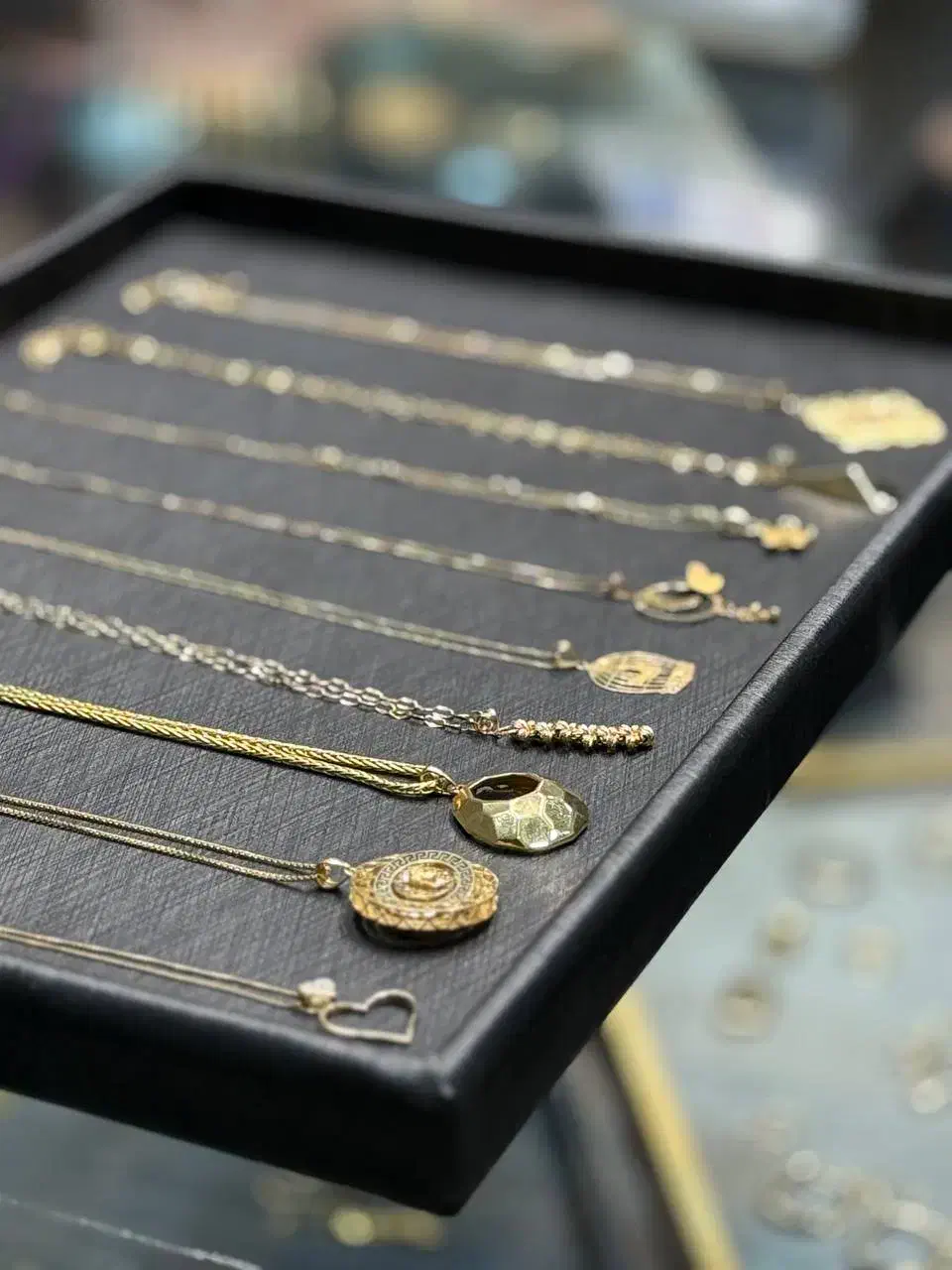 طلا بدون اجرت و اقتصادی (قیمت تابلو +۲درصد)|جواهرات|خرمآباد, |دیوار