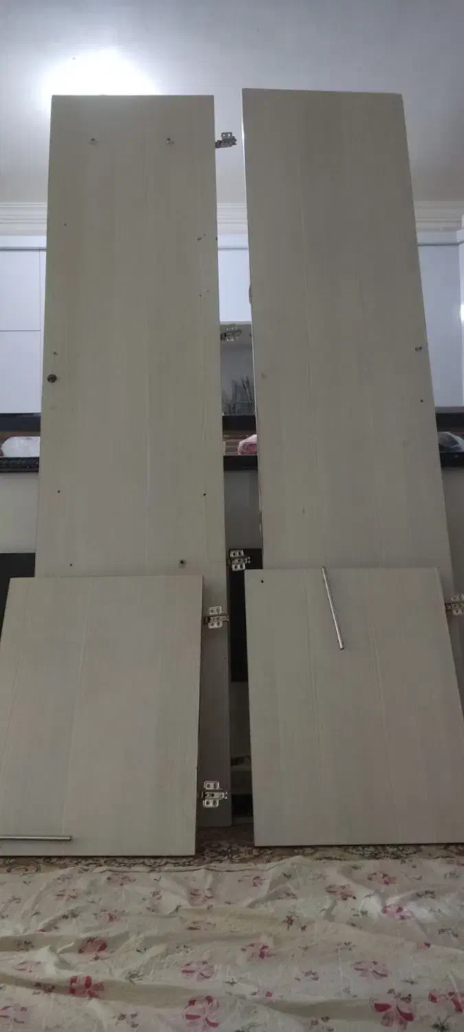 در کمد دیواری|مصالح و تجهیزات ساختمان|زبرخان, |دیوار