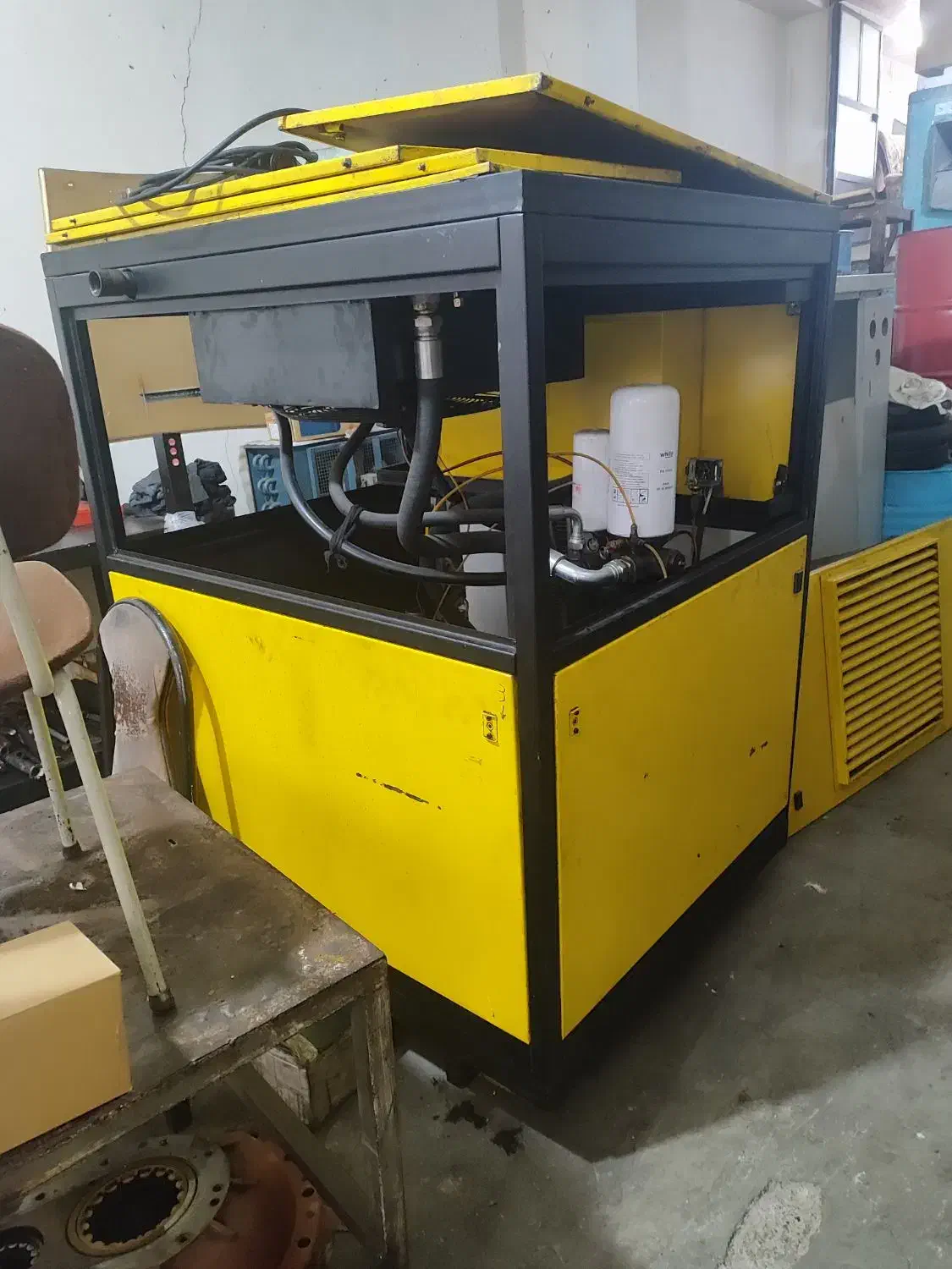 فروش کمپرسور اسکرو ۴متری30kw.اورهال شده کامل|ماشین‌آلات صنعتی|رباط‌کریم, صبا باطری|دیوار