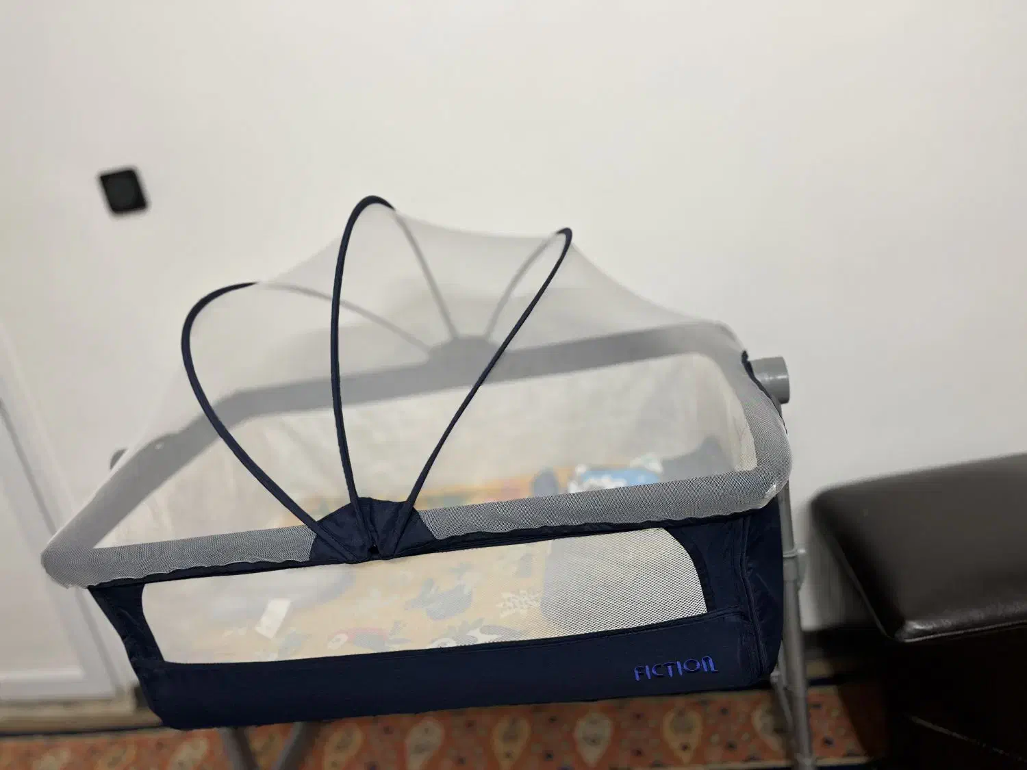 تخت کنار مادر|تخت و صندلی بچه|شیراز, ریشمک|دیوار