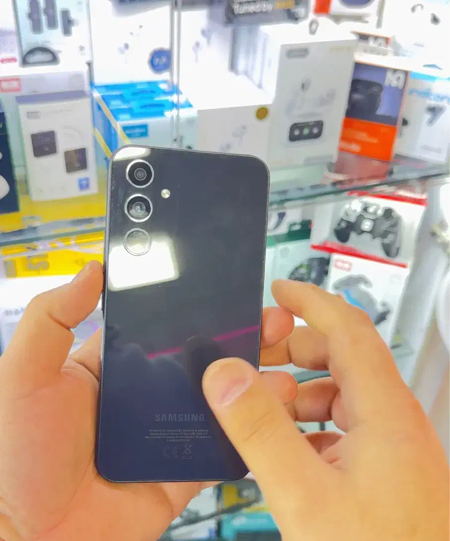 A26 128/8 256/8 از دم قسط ۲/۵ درصد با یک فقره چک|موبایل|اصفهان, کوی امیریه|دیوار