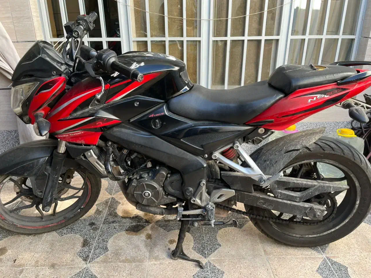 ns200مدل ۹۳|موتورسیکلت|شیراز, شهرک سعدی|دیوار