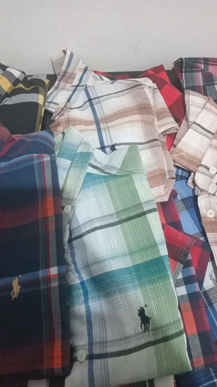 اسلش وتیشرت زنانه قیمت یکجا تیکه،ای ۱۵۰ تومان یکج|لباس|ملارد, |دیوار