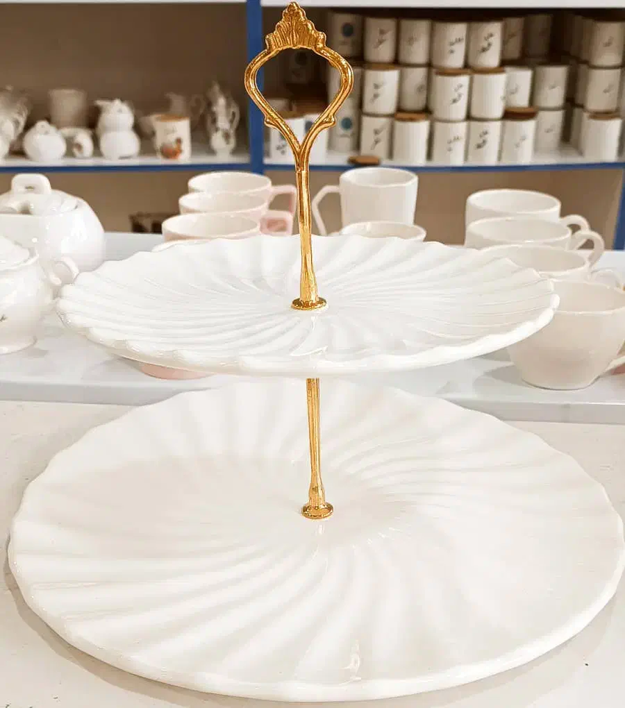 شیرینی خوری|ظروف سرو و پذیرایی|شیراز, کوشک میدان|دیوار