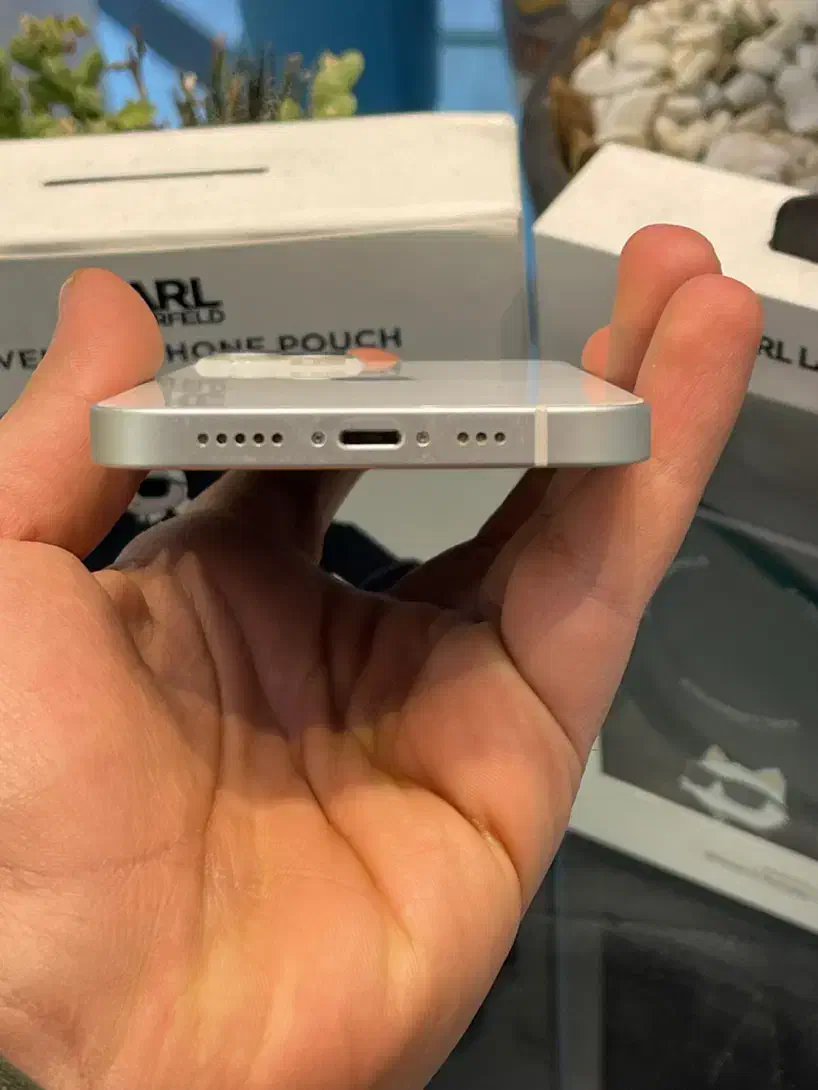 13 normal|موبایل|تهران, میرداماد|دیوار