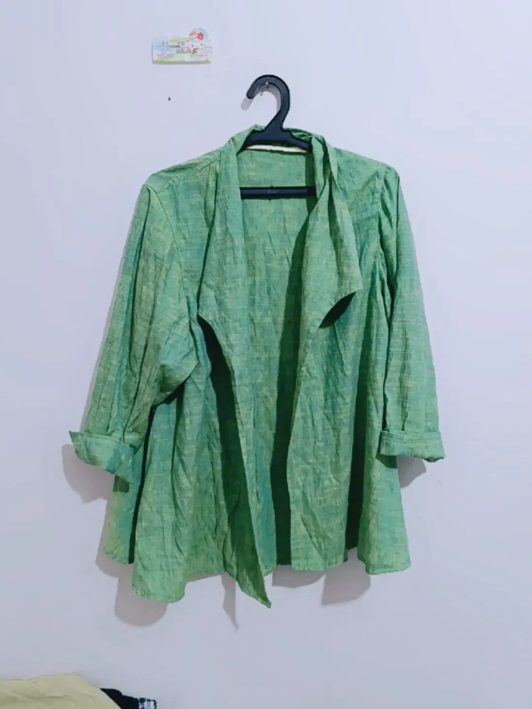 عدل|لباس|مشهد, گوهرشاد|دیوار