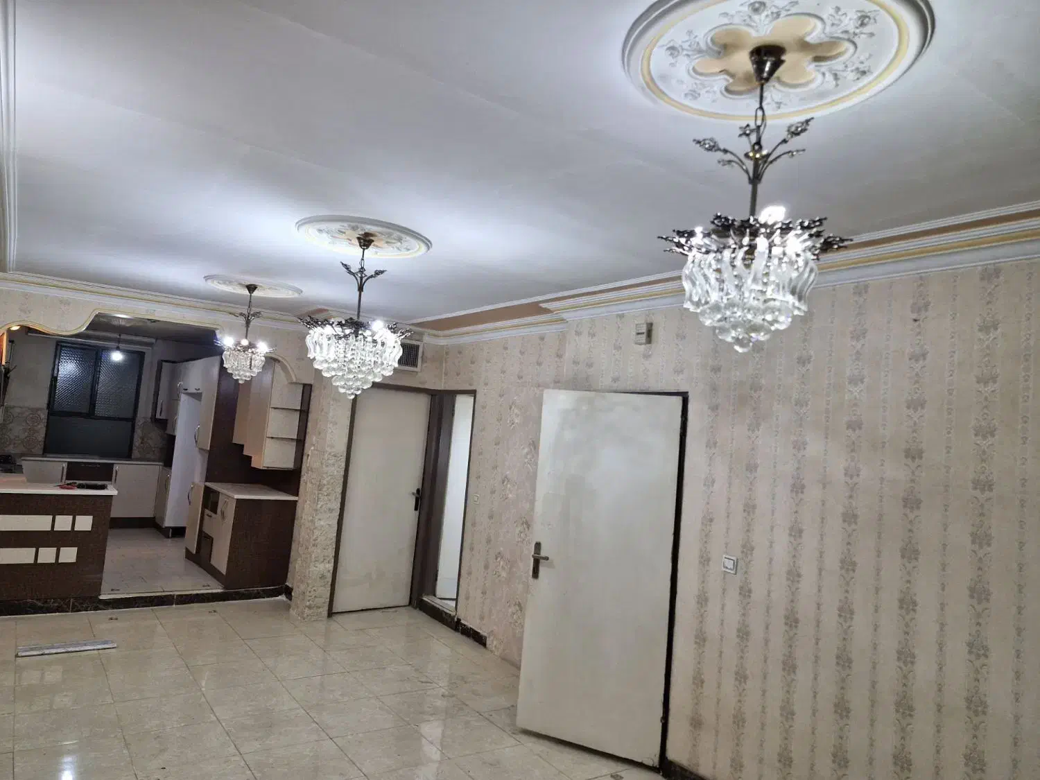 لوستر شیک و ارزون|لوستر و چراغ آویز|کرج, خرمدشت|دیوار