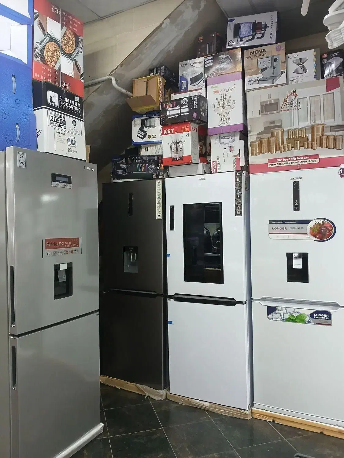 یخچال فریزر 27 فوت درب شیشه هوم بار برند تکسان خزر|یخچال و فریزر|مشهد, گلشور|دیوار