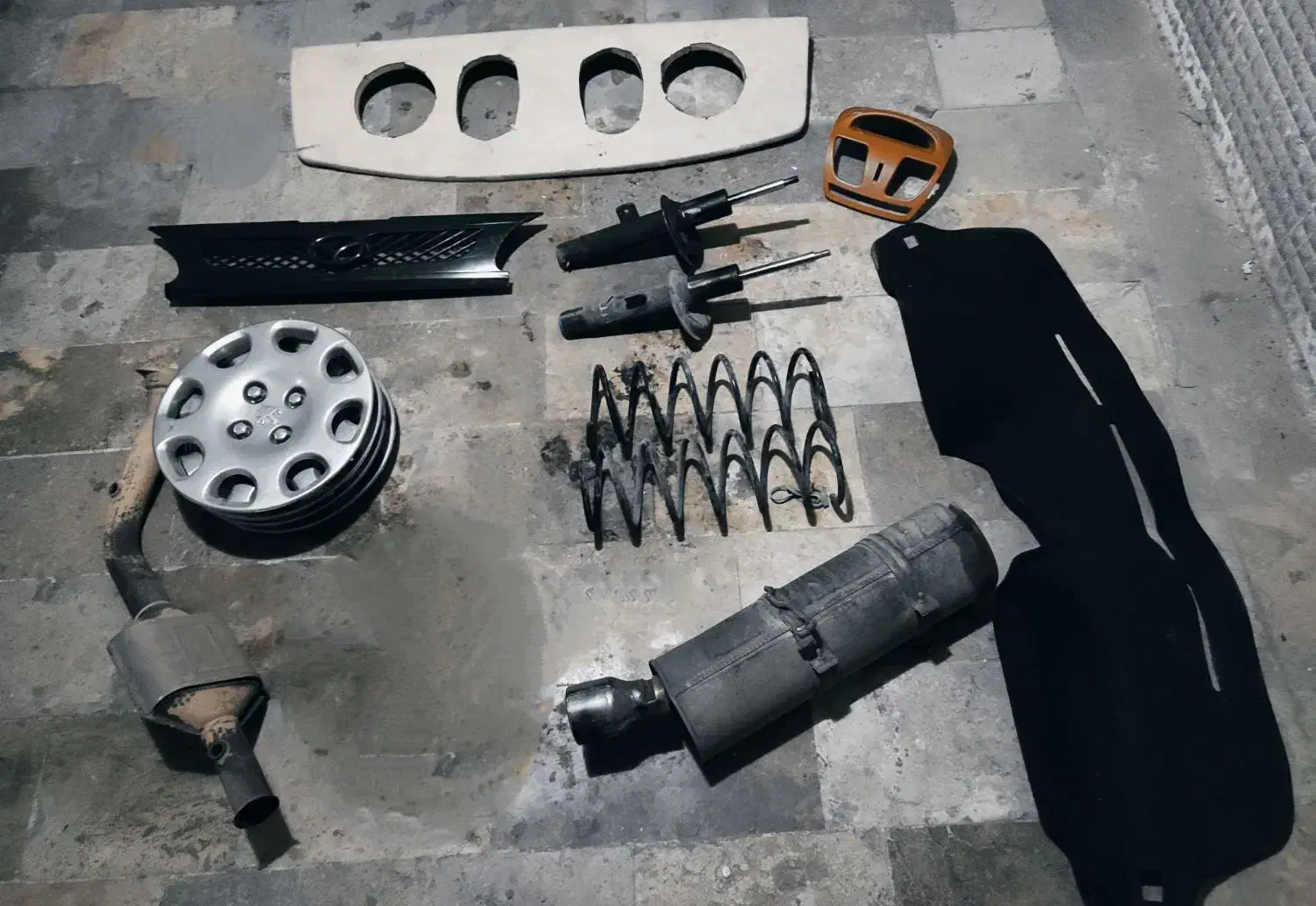 لوازم استوک|قطعات یدکی و لوازم جانبی|قم, شاه سید علی|دیوار