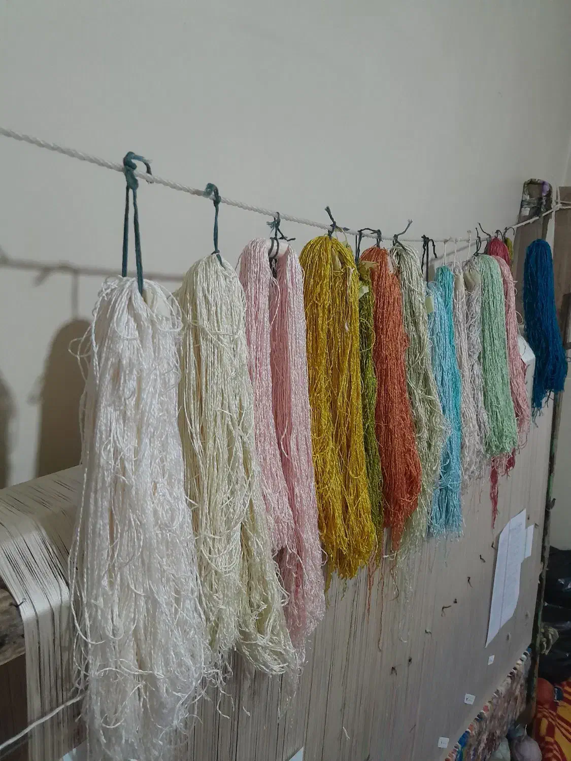 قالیچه نیمه کاره سالاری|فرش|تبریز, |دیوار