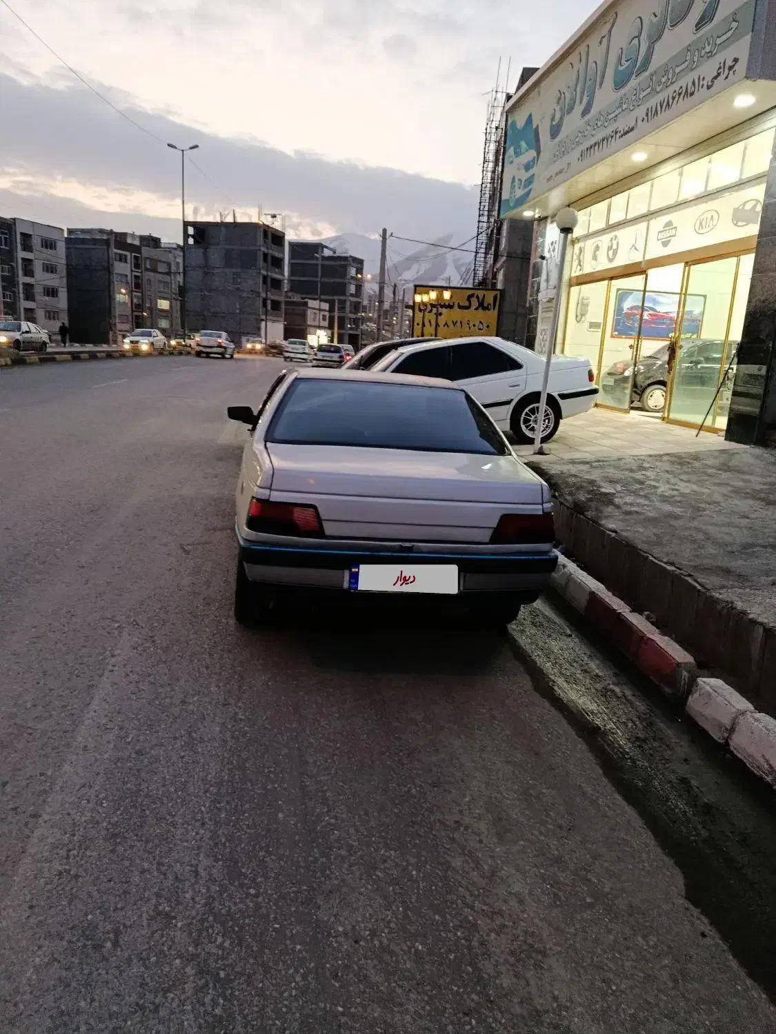 ۴۰۵مدل۸۶دوگانه|خودرو سواری و وانت|سنندج, |دیوار