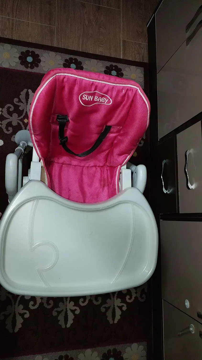 صندلی غدای کودک|تخت و صندلی بچه|رضوانشهر, |دیوار