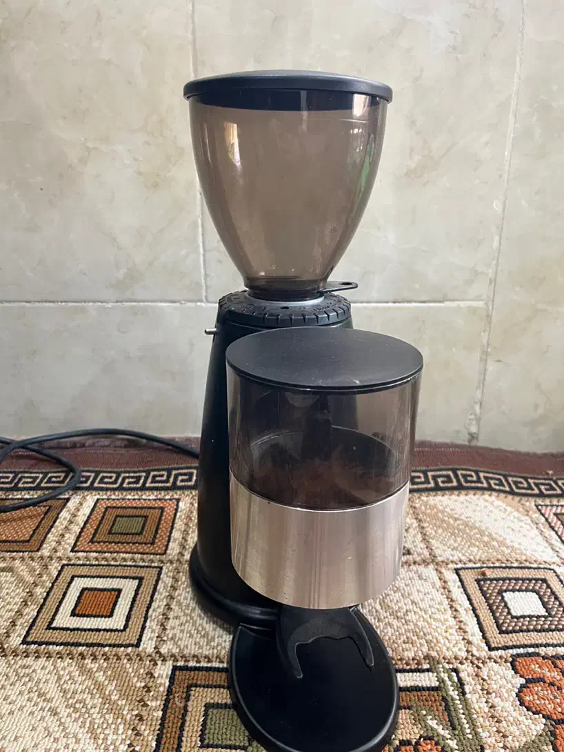 اسپرسو ساز صنعتی فراچینو و آسیاب و یخچال|کافیشاپ و رستوران|مهریز, |دیوار