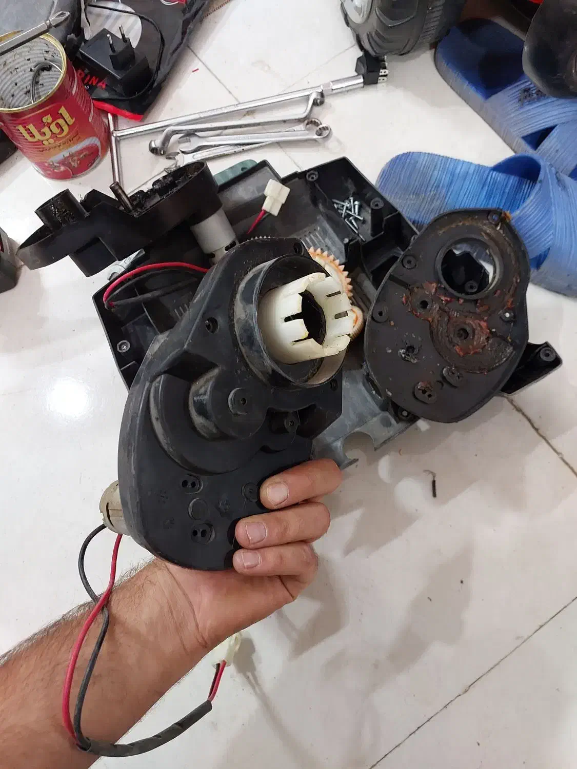 تعمیر انواع موتور و ماشین شارژی|اسباب‌بازی بچه|اصفهان, امیرعرب|دیوار