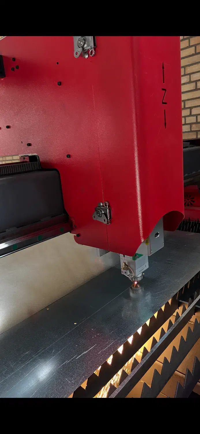 خدمات برش لیزر و خمکاری CNC دانا پلاس|خدمات پیشه و مهارت|اسلامشهر, شهرک واوان|دیوار