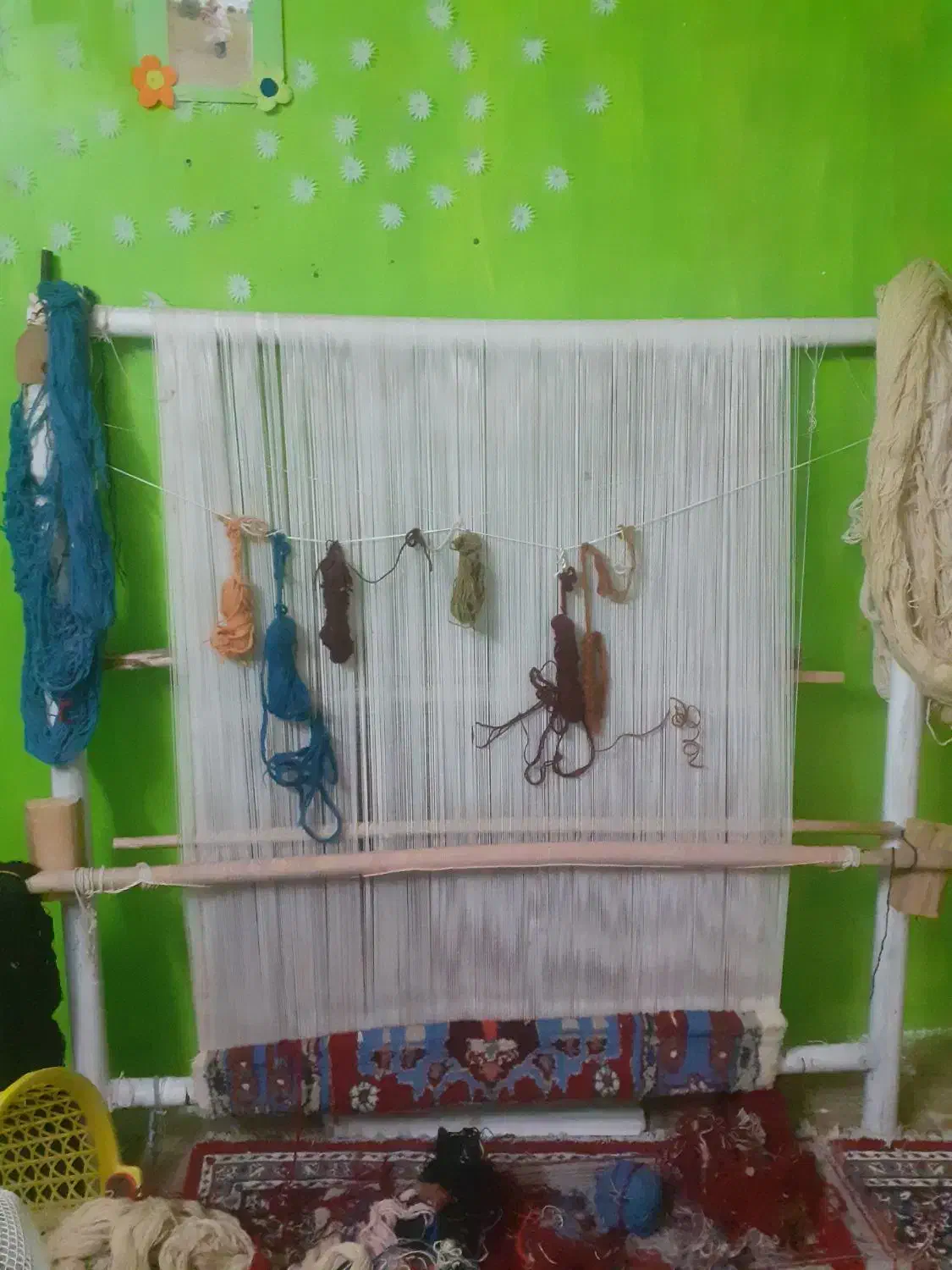 دار قالی|لوازم خیاطی و بافتنی|بروجرد, |دیوار