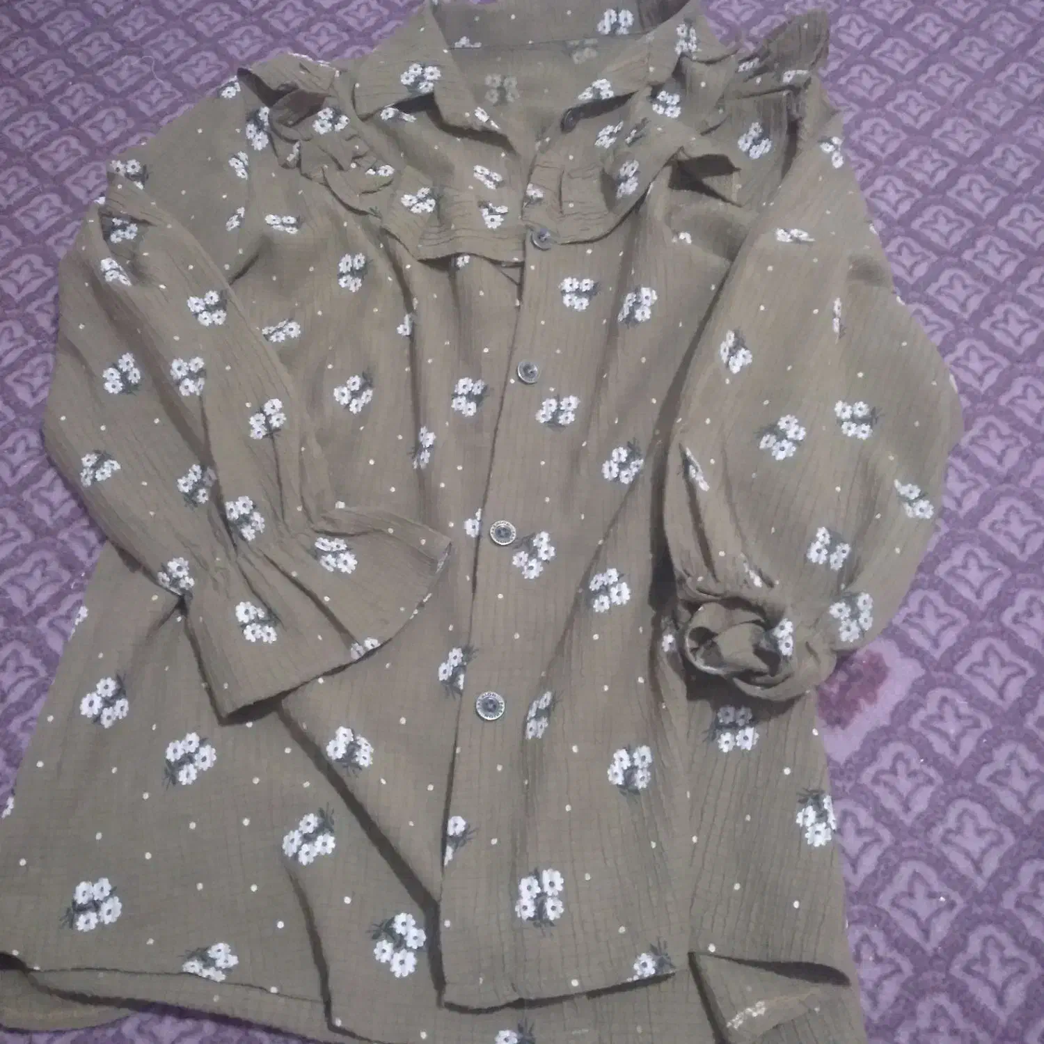 چند عدد مانتو کاملا سالم به فروش میرسد|لباس|کرج, کمال‌شهر|دیوار