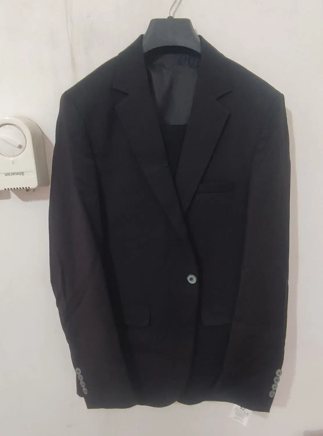 کت و شلوار|لباس|کلاله, |دیوار