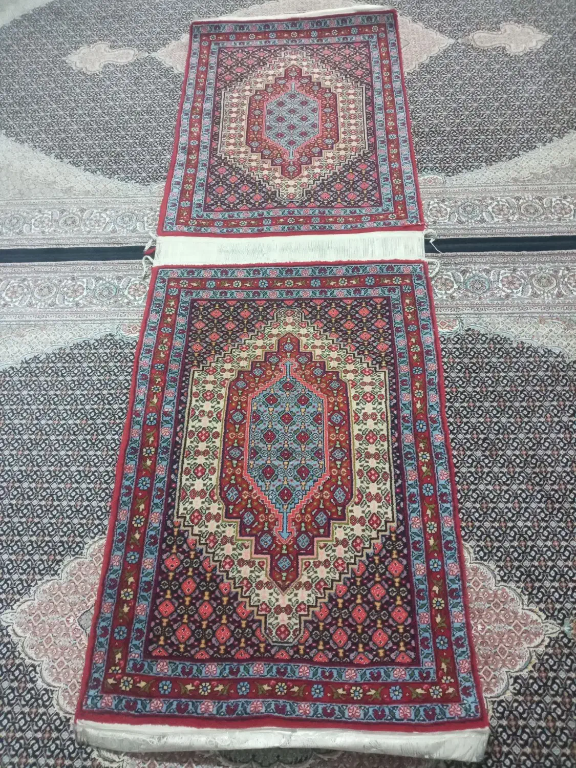 بدلیجات نیه پشتی دست بافت فروشی دارم|بدلیجات|سنندج, |دیوار