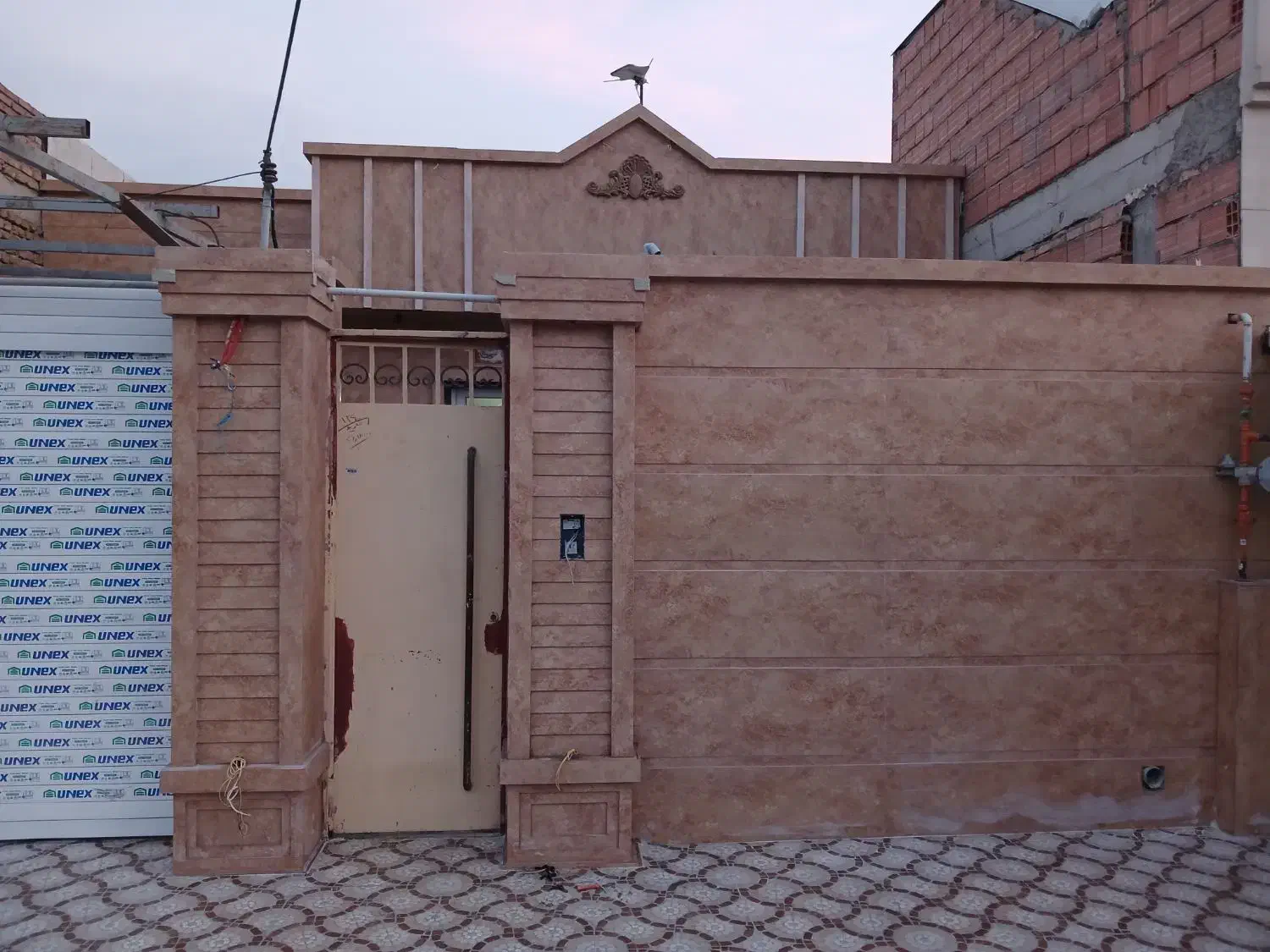 کاشیکاری و سنگکاری|خدمات پیشه و مهارت|گنبد کاووس, |دیوار