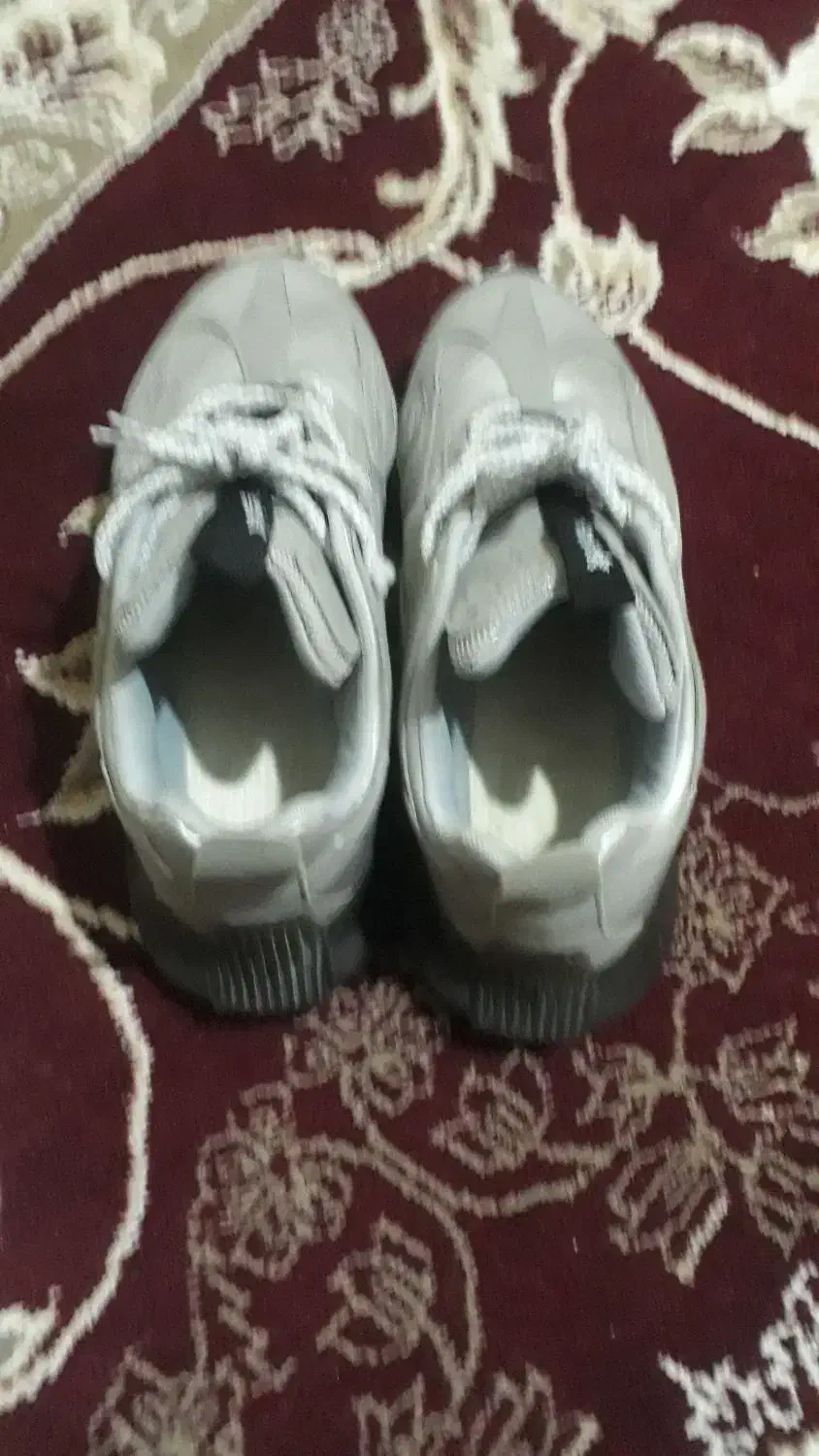 کتانی مردانه سایز ۴۰ /۴۱ کاملا سالم|کیف، کفش، کمربند|صفادشت, |دیوار