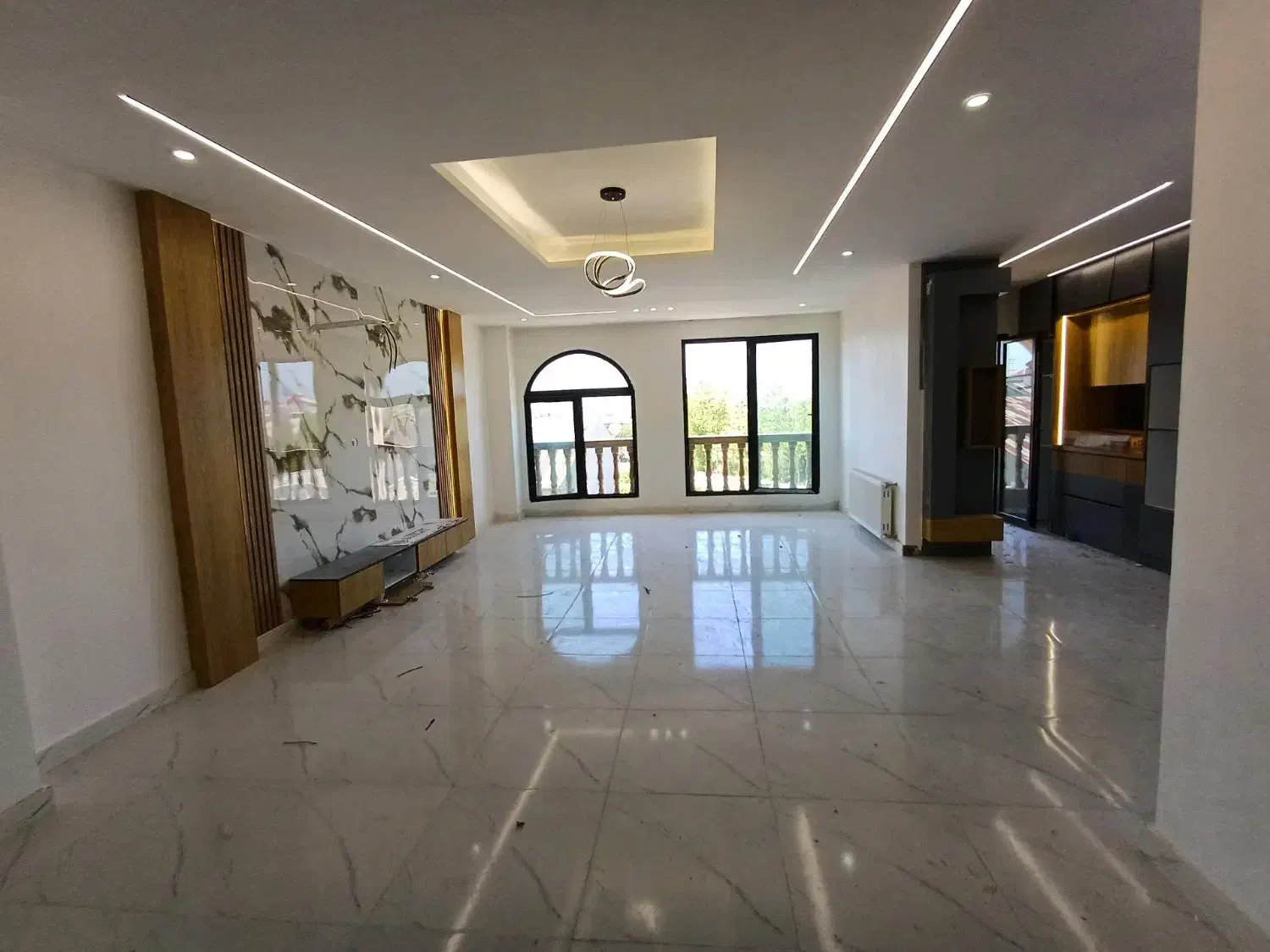 آپارتمان ۱۲۰متری۳خواب تک واحدی|فروش آپارتمان|صومعه‌سرا, |دیوار