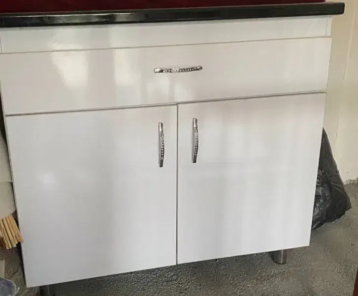 ابچکان‌وکابینت‌وسینگ..میزتی‌وی..گلیم‌|آب‌چکان و نظم‌دهنده ظروف|جوانرود, |دیوار