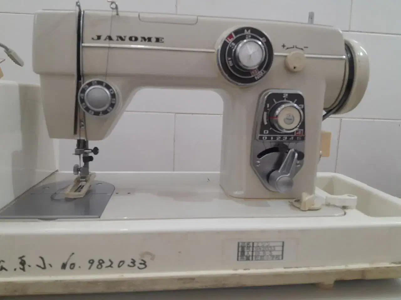 چرخ|چرخ خیاطی و ریسندگی|قم, پردیسان|دیوار