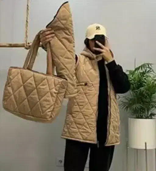 کاپشن پافر شو با کیف ست.با تخ فیف|حراج|شهرضا, |دیوار