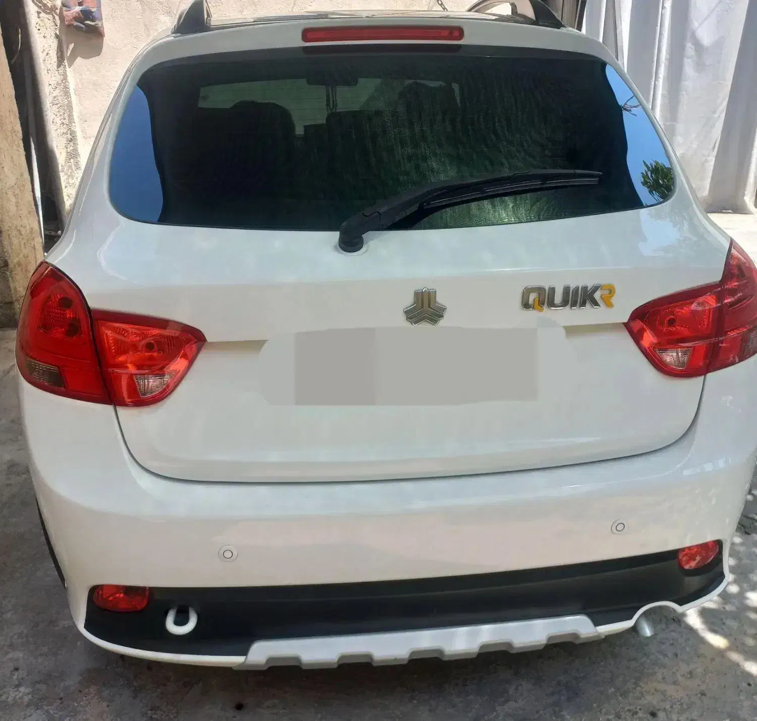 خودروی سواری کوییک rسفیدمشکی.|خودرو سواری و وانت|بندرعباس, |دیوار