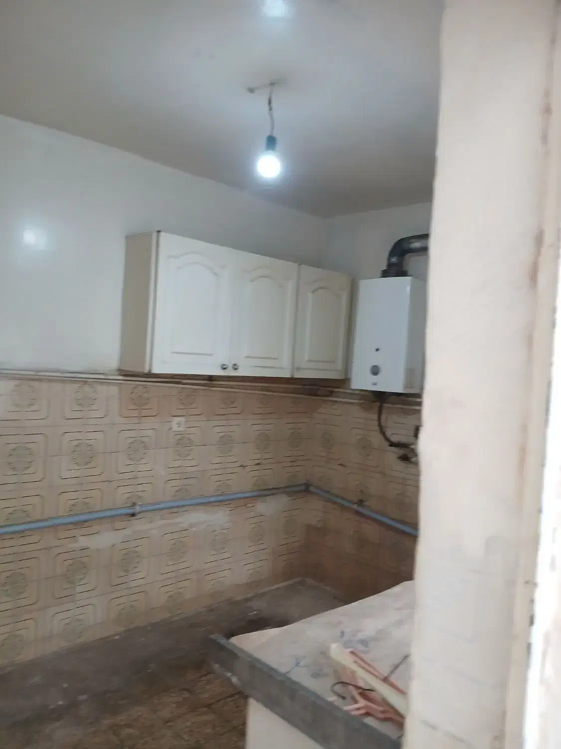 حیاط دربستی ۵۰متر ۲طبقه یک سرویس.تخلیه.