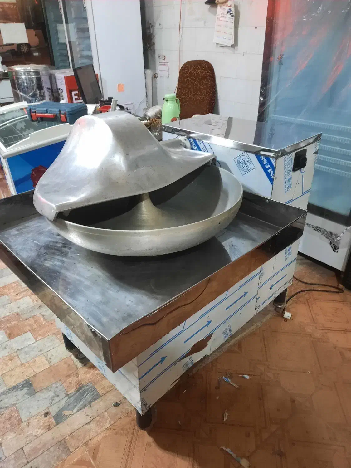 آبگیری میوه فوق صنعتی|فروشگاه و مغازه|میانه, |دیوار