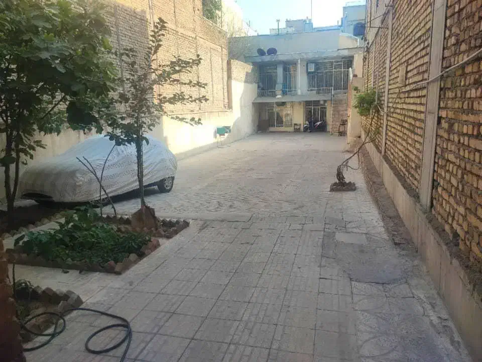 خانه وزمین کلنگی|فروش زمین و ملک کلنگی|بروجرد, |دیوار