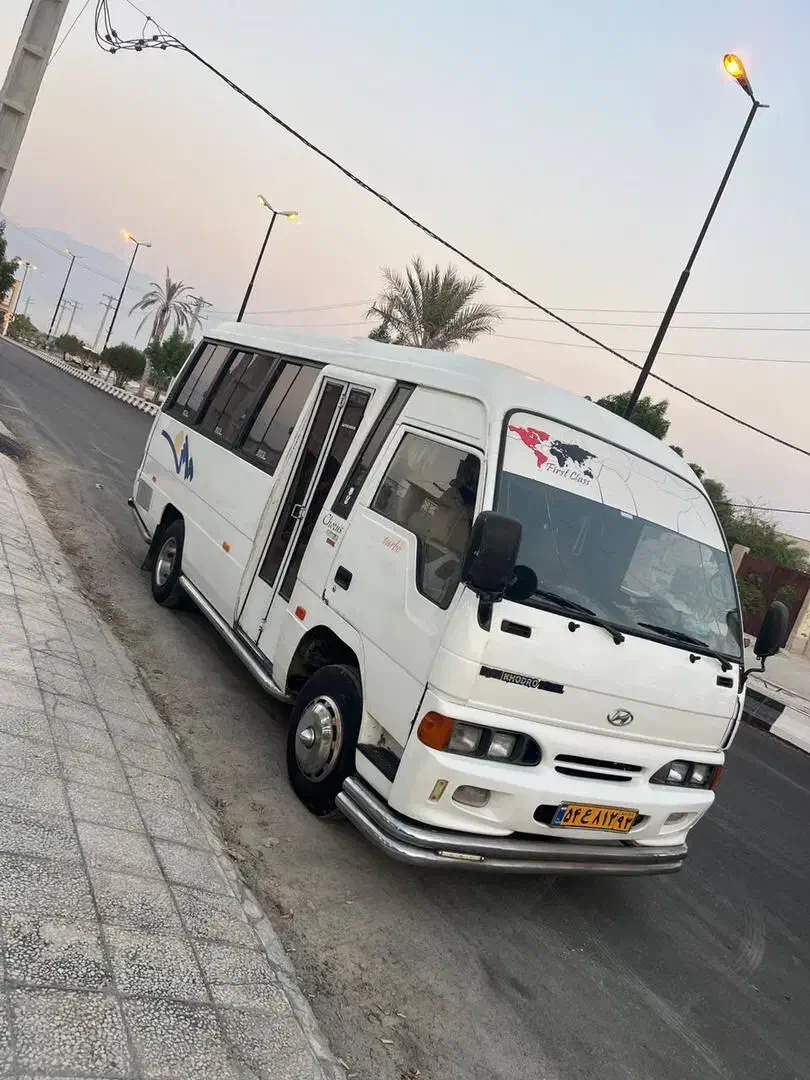 مینی بوس هیوندا|خودرو سنگین|کوشکنار, |دیوار