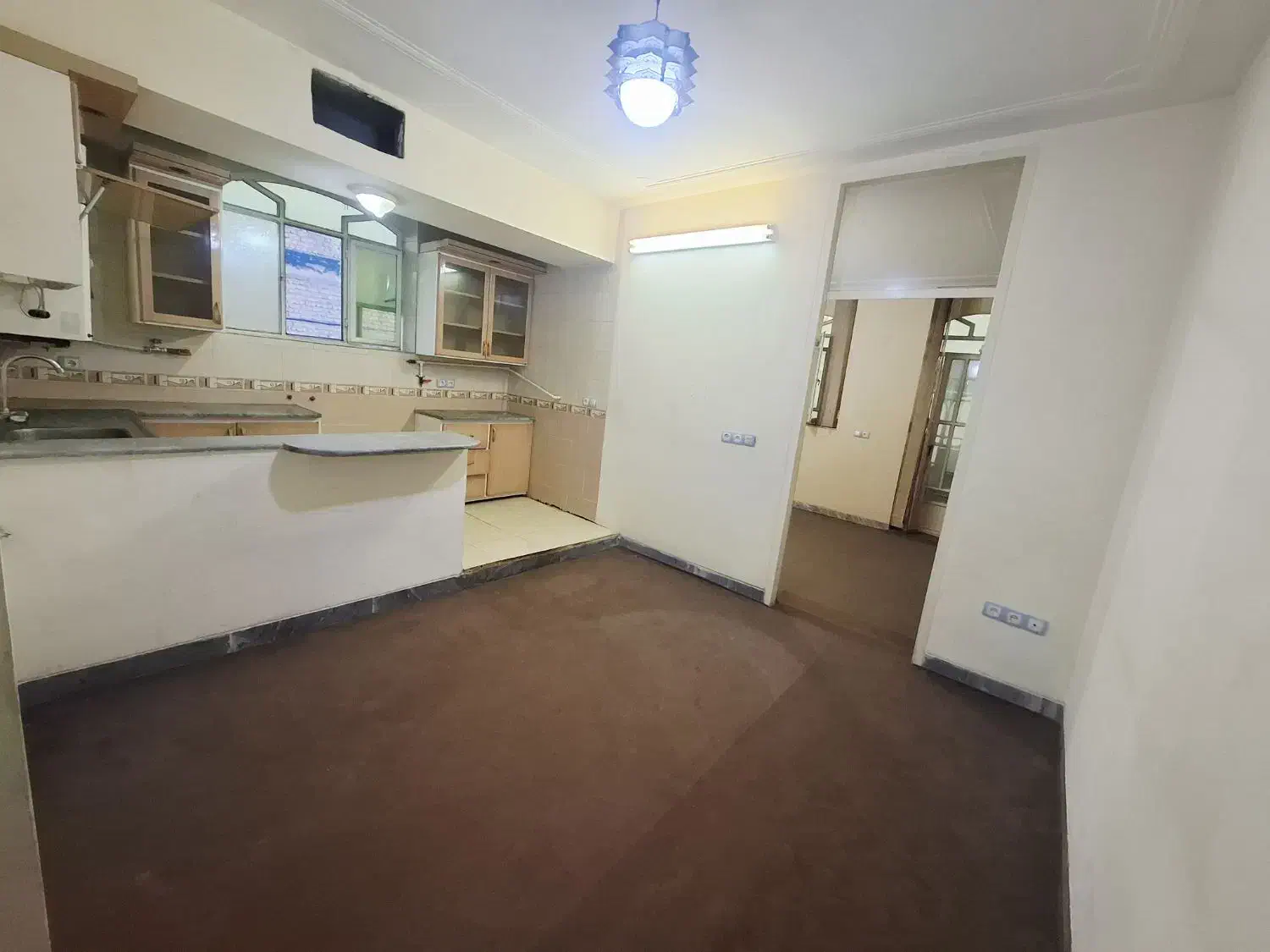 ویلایی طبقه دوم ۲ خواب ۸۰ متری در عدالت تخلیه|اجارهٔ خانه و ویلا|شیراز, عادل آباد|دیوار