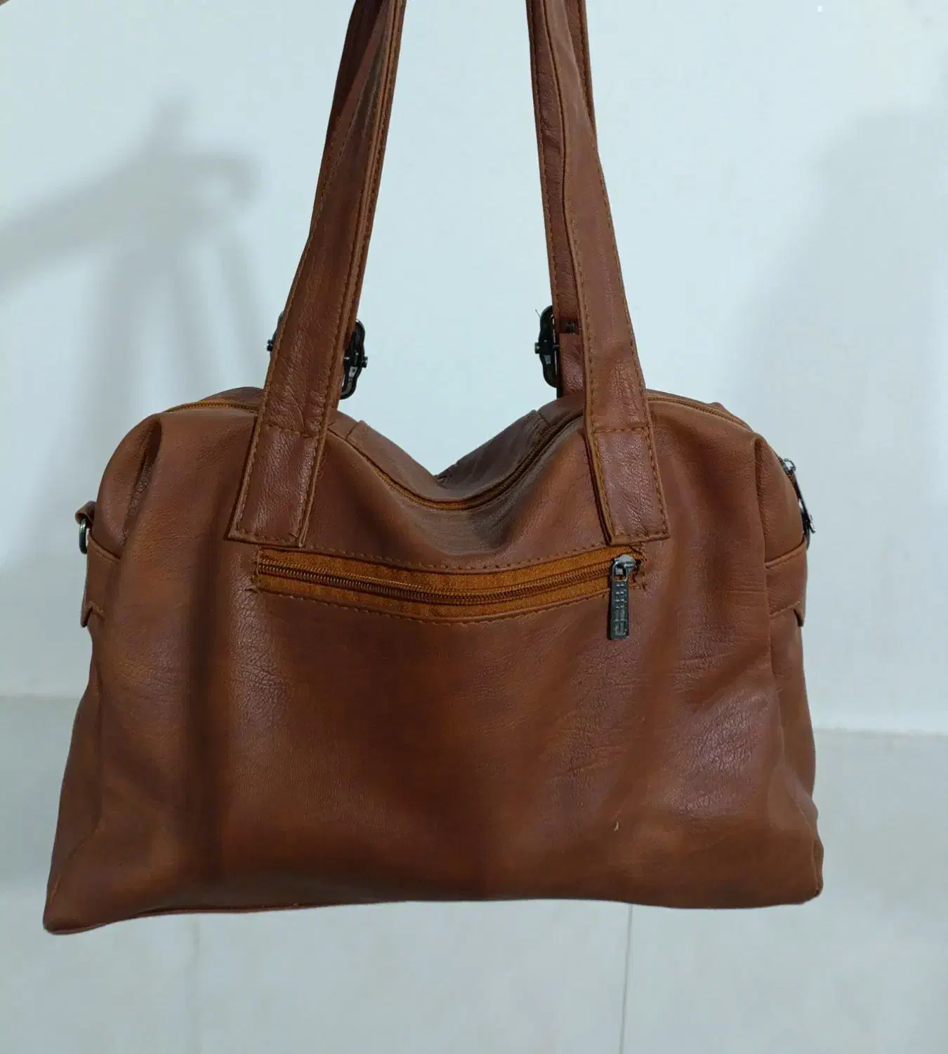 کیف چرم|کیف، کفش، کمربند|بومهن, |دیوار